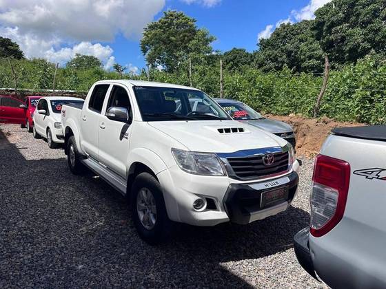 TOYOTA HILUX SW4 3.0 SRV 4X4 16V TURBO INTERCOOLER DIESEL 4P AUTOMÁTICO